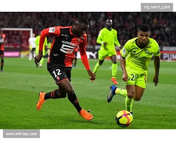 雷恩4-1大胜斯特拉斯堡，莱波尔传射建功