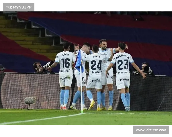 赫罗纳客场至今一胜难求，保级形势严峻。